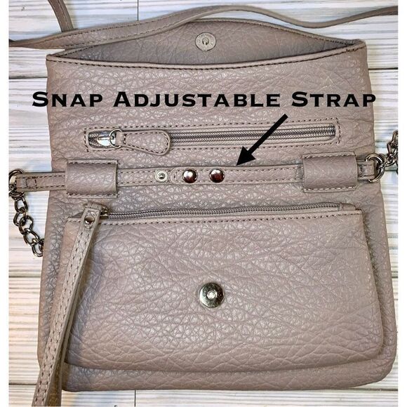 Nine West Coralia Gray Faux Leather Mini Tunnel Crossbody/Clutch - Picture 13 of 15